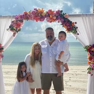 Meet your Posher, Connie